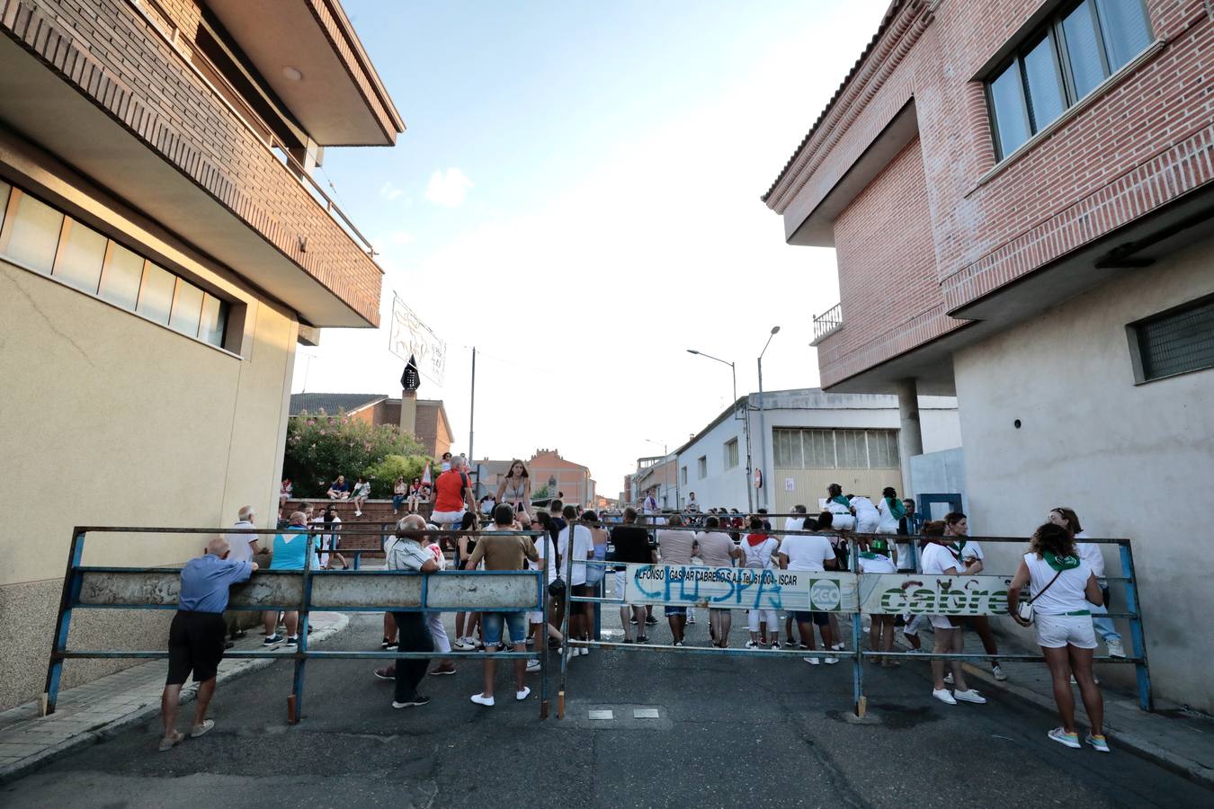 Fotos: Primer encierro de las fiestas de Íscar