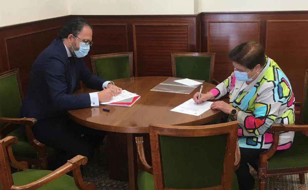 La pandemia dispara las conformidades previas de juicios en Valladolid con 350 al año