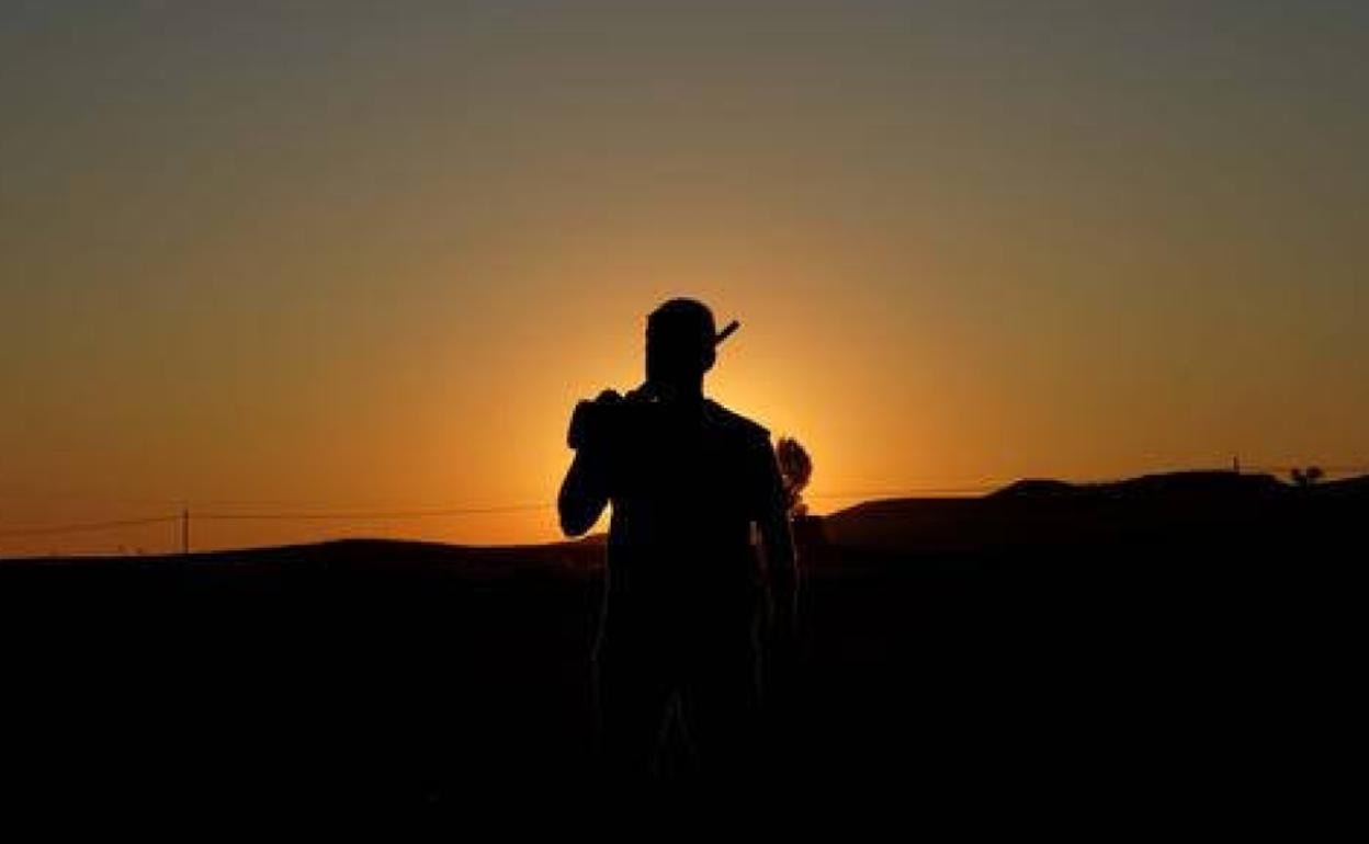 Un cazador de Tierra de Campos en la media veda de caza. 