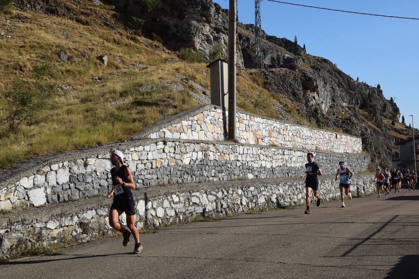 Fotos: La subida a la Cruz como apertura de las fiestas de Velilla