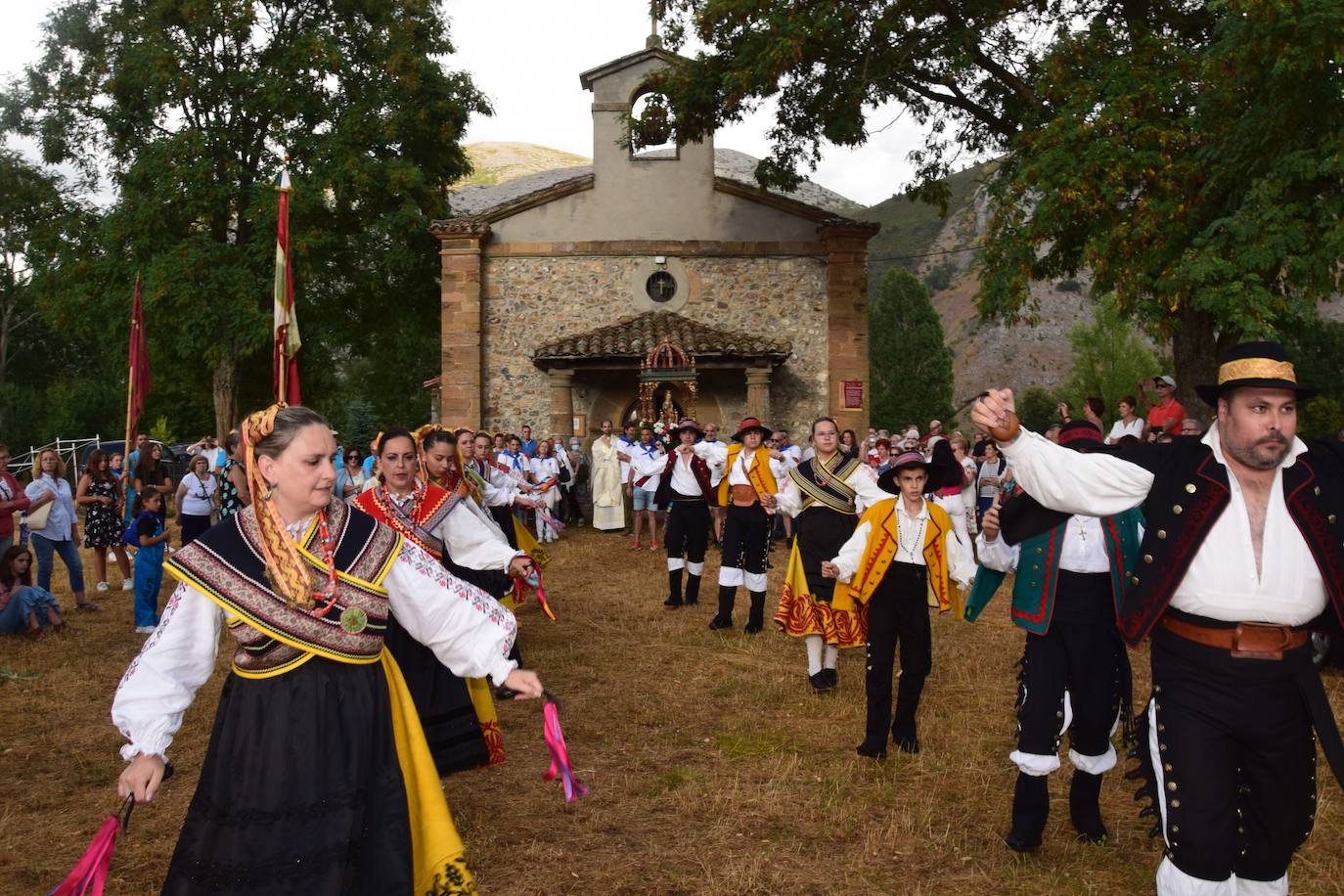 Fotos: Velilla muestra su devoción a la Virgen de Areños