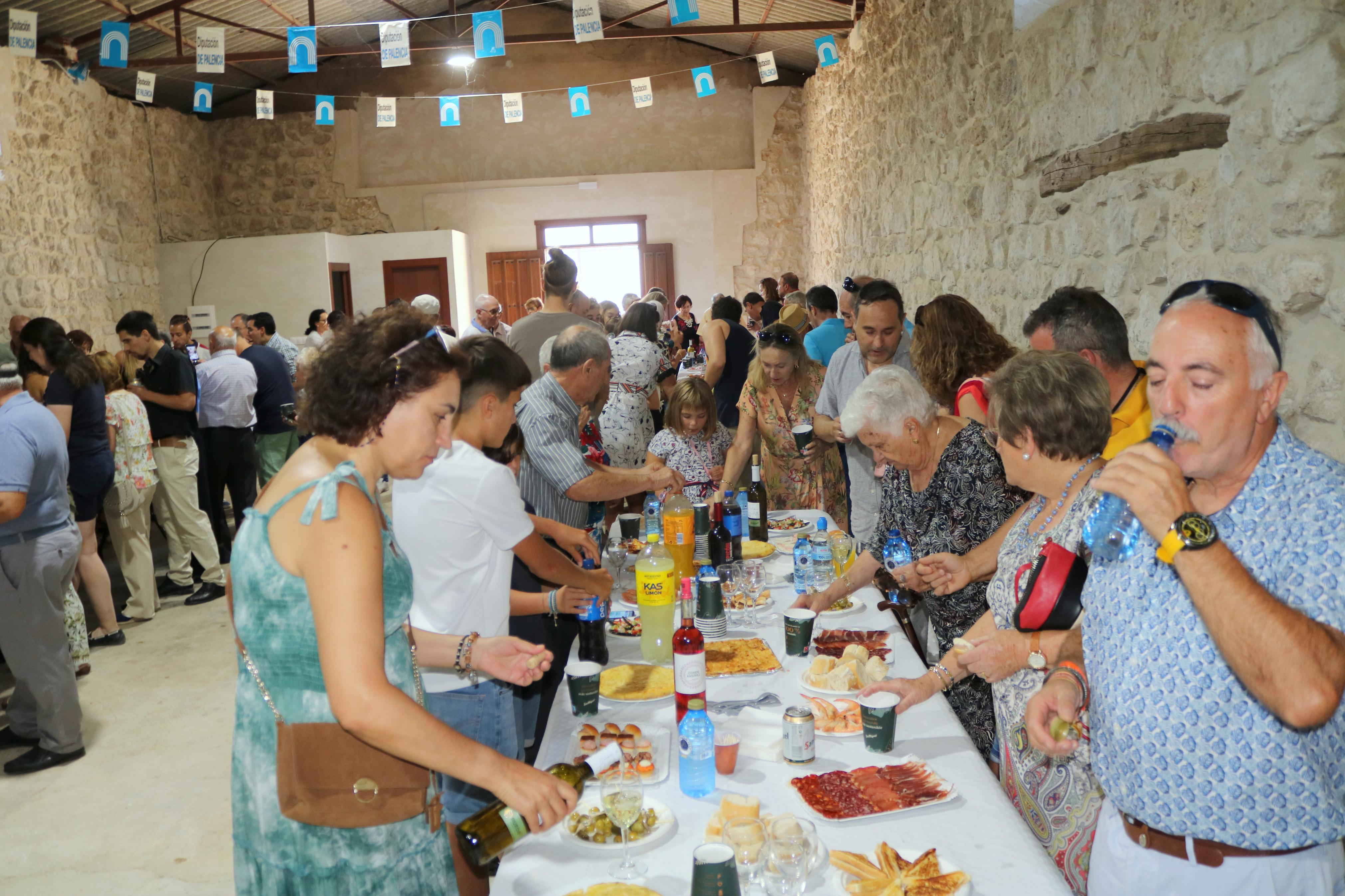 Villaconancio honra a su Patrona con la Jota de los Labradores