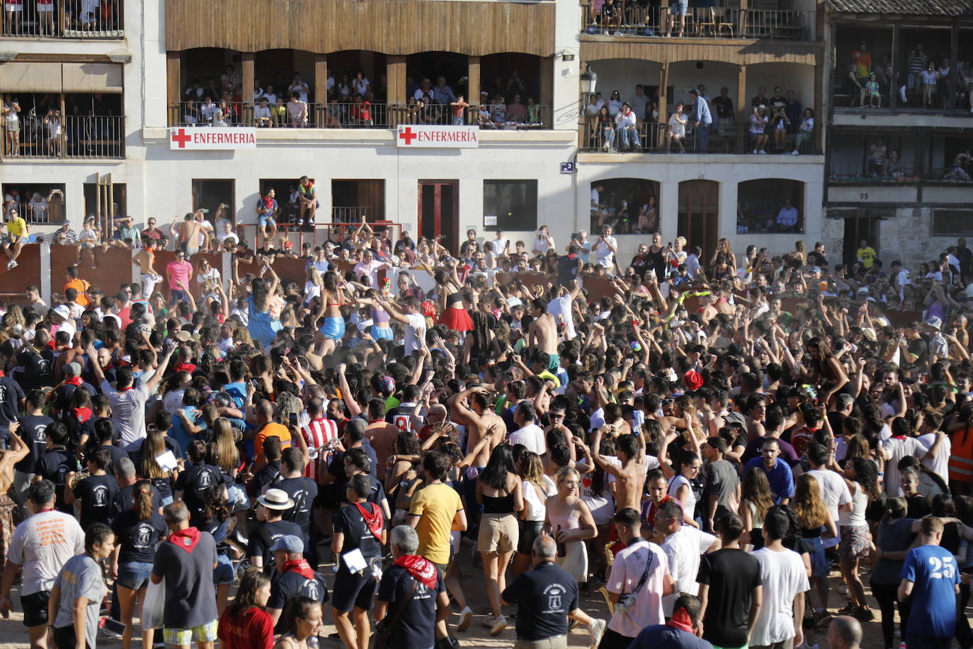 Fotos: Primer chúndara de las fiestas de Peñafiel después de dos años