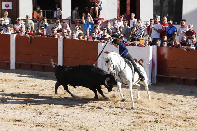Fotos: La corrida de rejoneo de Peñafiel en imágenes
