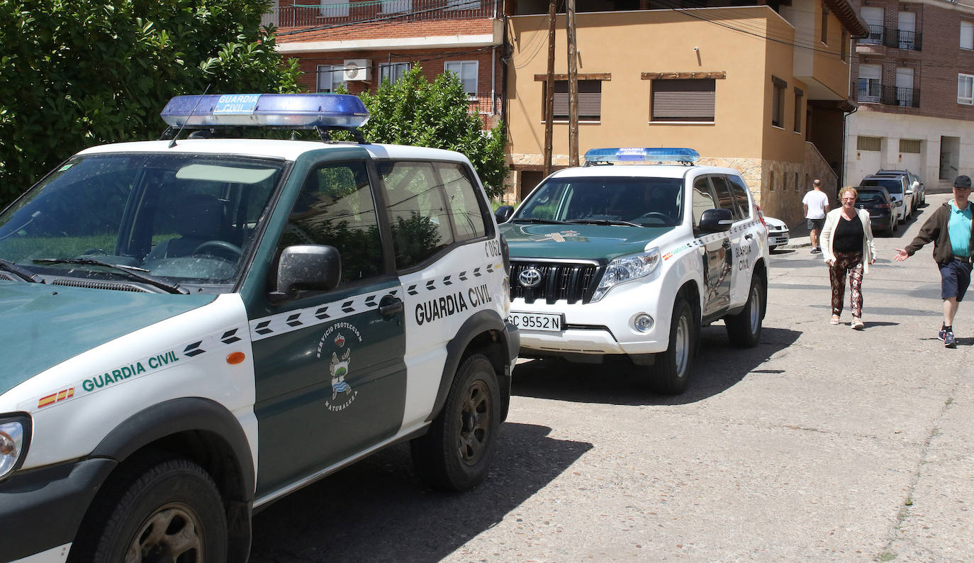 Dispositivo de búsqueda del joven desaparecido en Cantalejo. FOTO ANTONIO DE TORRE