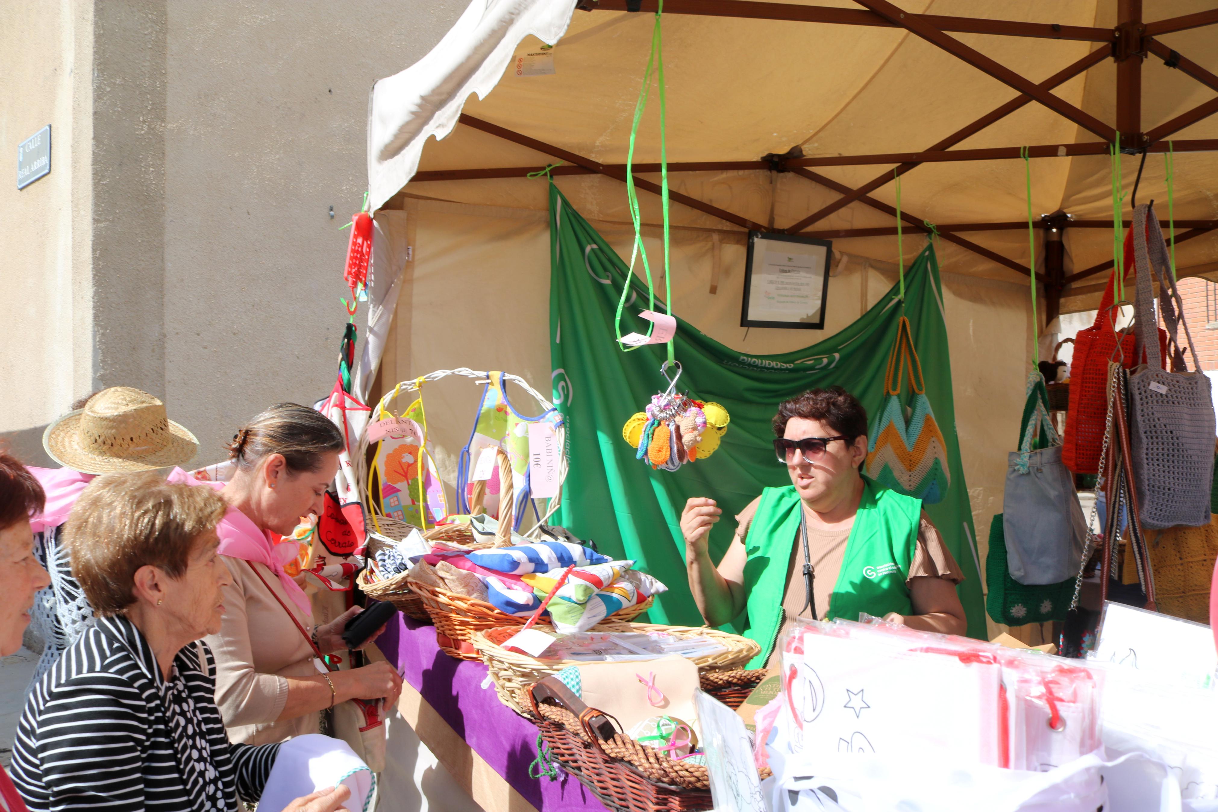 Vecinos y visitantes se volcaron con la Feria del Pan celebrada en Cobos de Cerrato