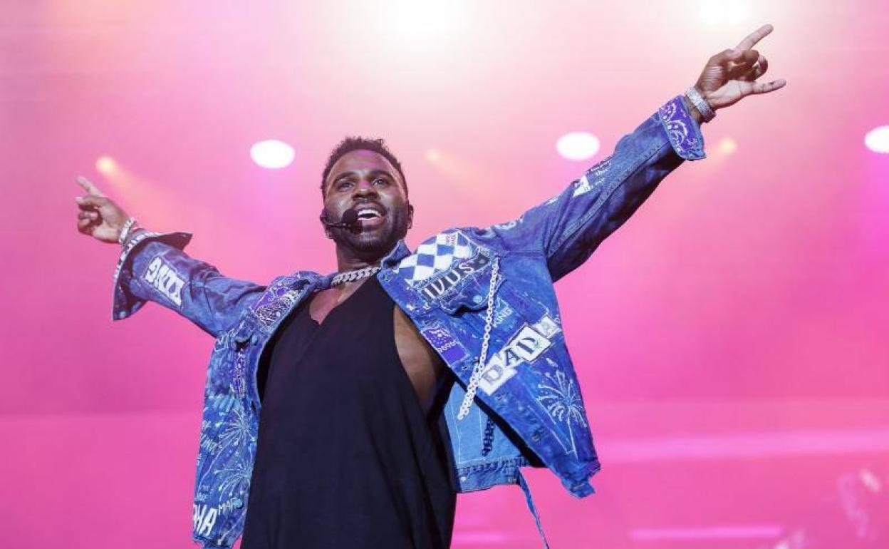 Jason Derulo se subirá al escenario de la Plaza Mayor. 