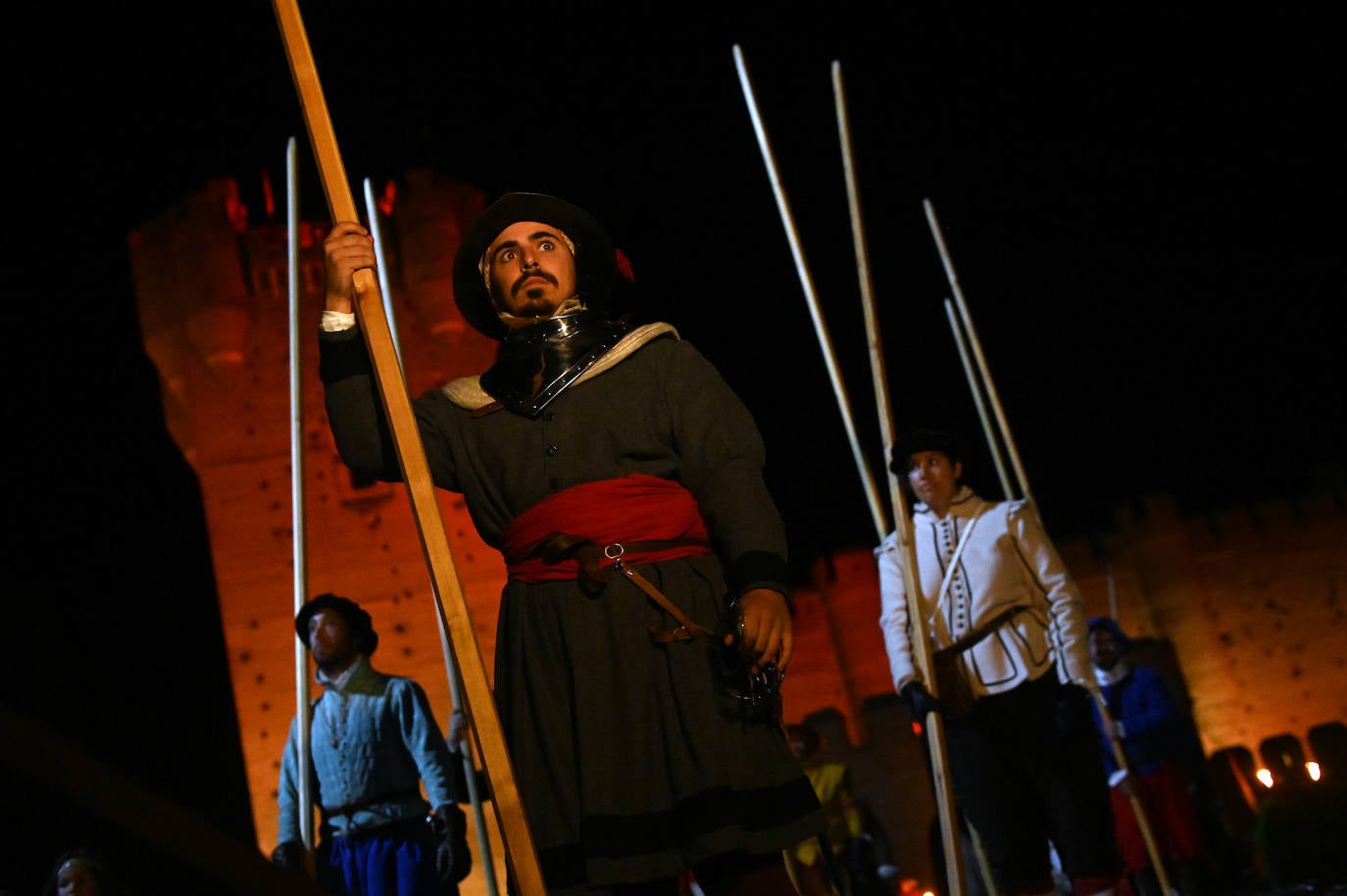 Fotos: Recreación histórica de la quema de Medina del Campo (2 de 2)