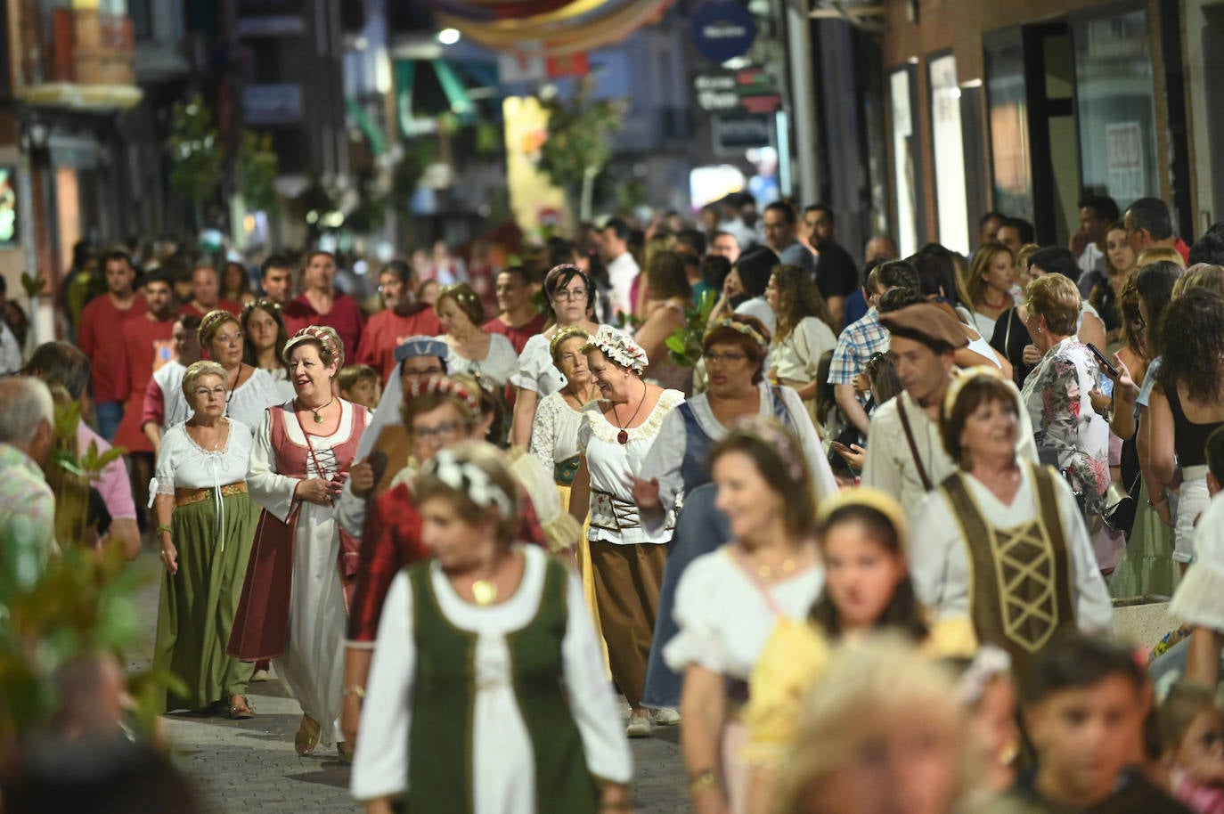 Fotos: Desfile de clausura de la Feria Renacentista de Medina del Campo