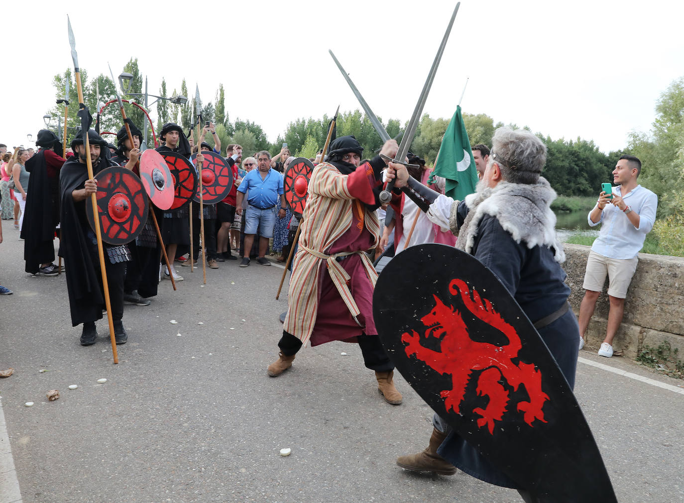 Fotos: Batalla nabal en Monzón de Campos