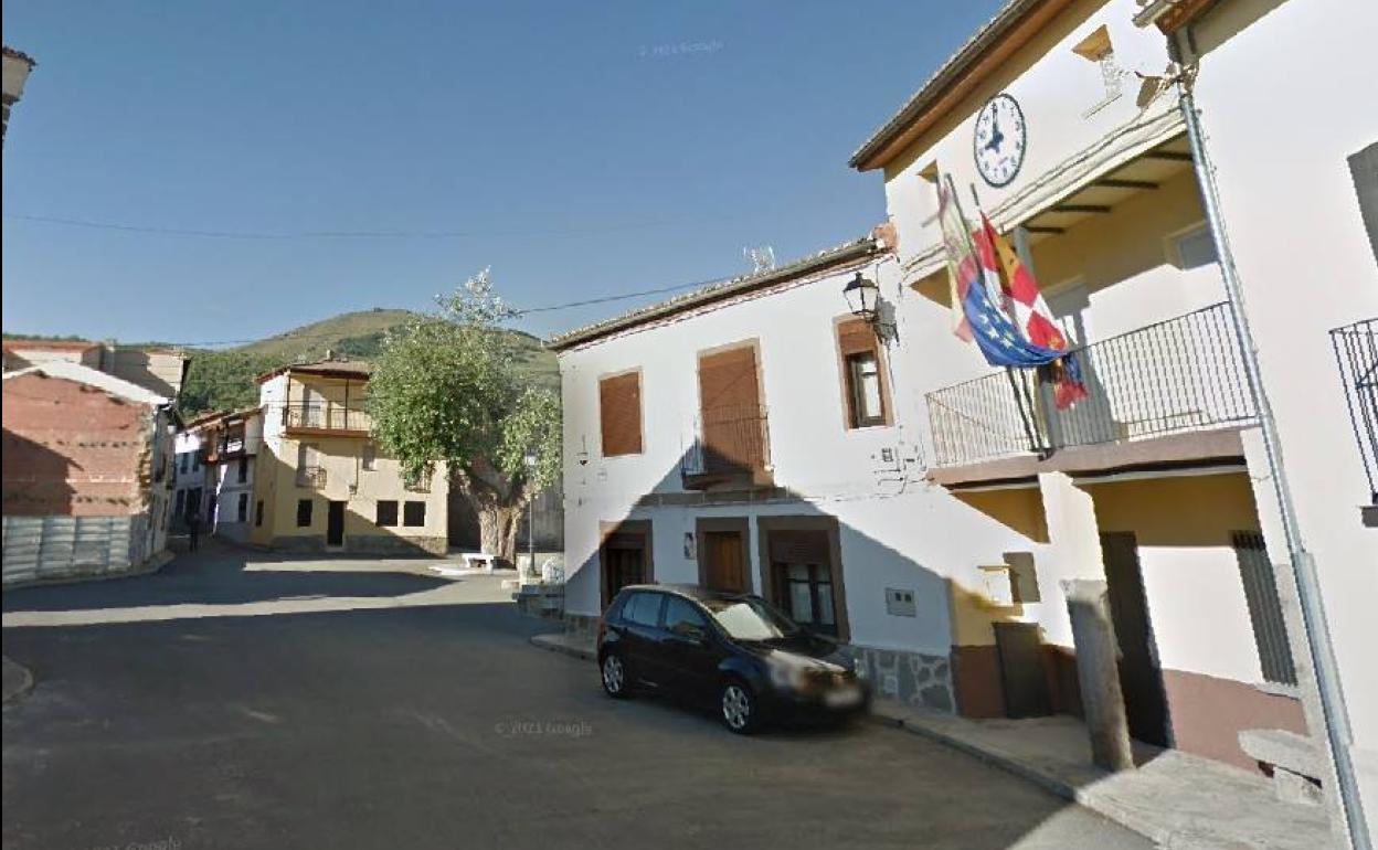 Fachada del Ayuntamiento de San Bartolomé de Béjar.