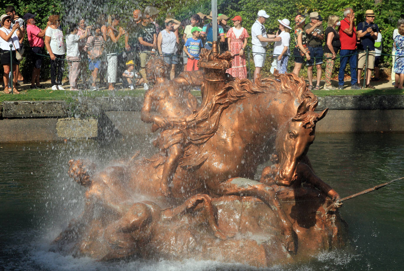 Espectáculo de las fuentes de La Granja con motivo de San Luis.