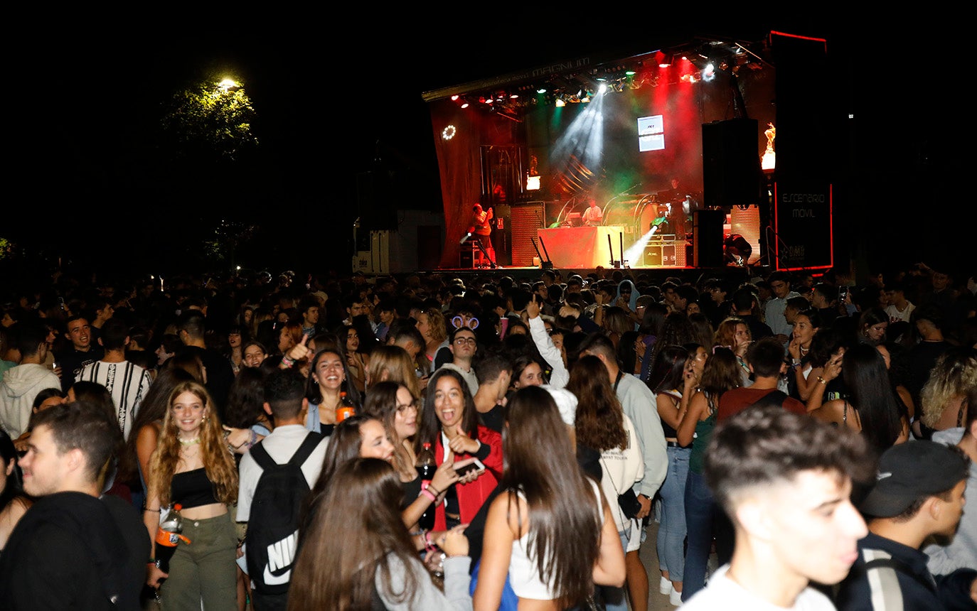 La música suena ya en San Antolín con Dj Fest