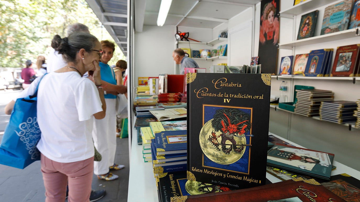 El parque del Salón se enriquece con la Feria del Libro