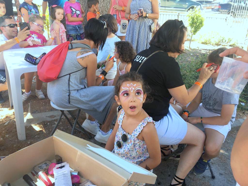 Cevico Navero contó con varios artesanos y productores alimentarios de la comarca