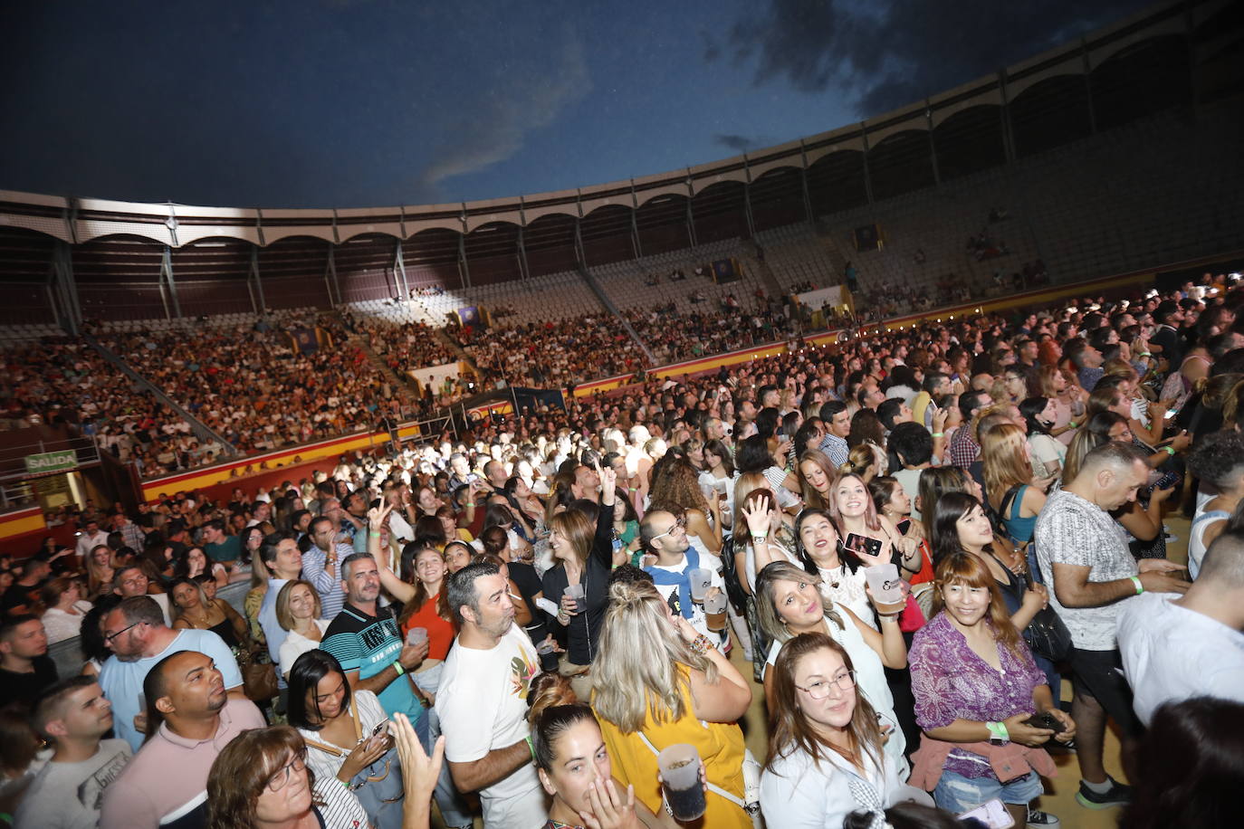 Fotos: Palencia empieza a disfrutar del concierto de Luis Fonsi