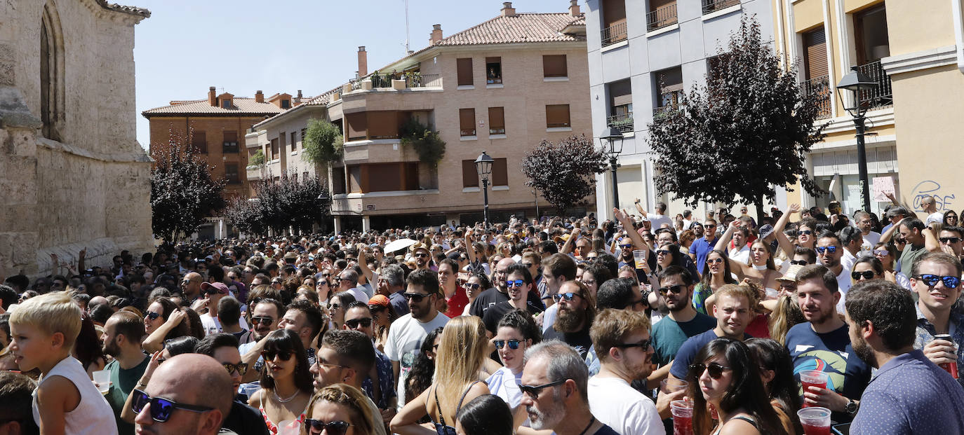 Fotos: La zona del Seminario, repleta con el &#039;Sarao Vermut&#039;