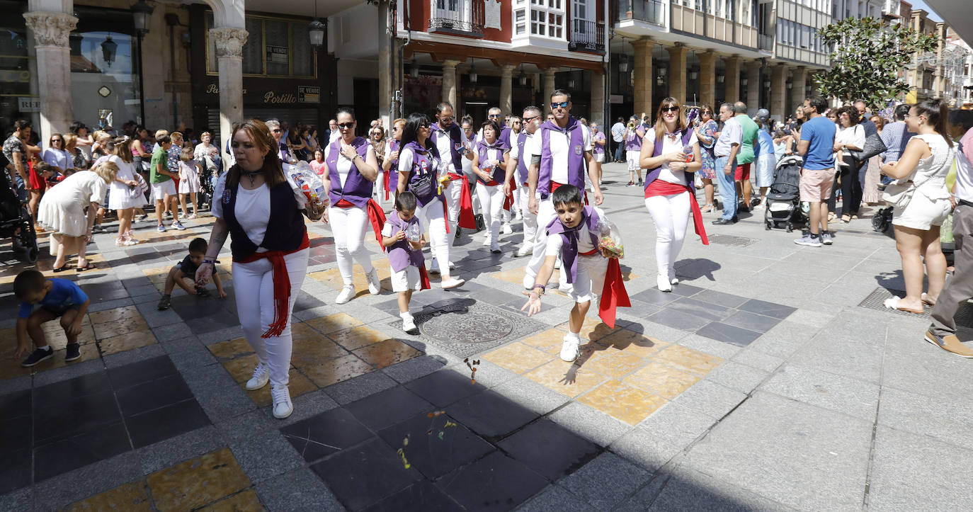 Fotos: El trascoro de la Catedral se queda pequeño para celebrar el día de San Antolín