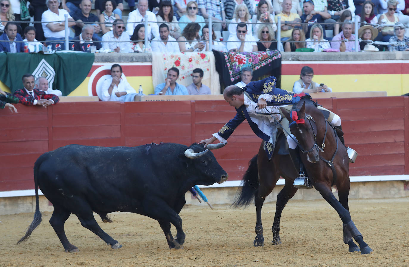 Fotos: Corrida de rejones de San Antolín