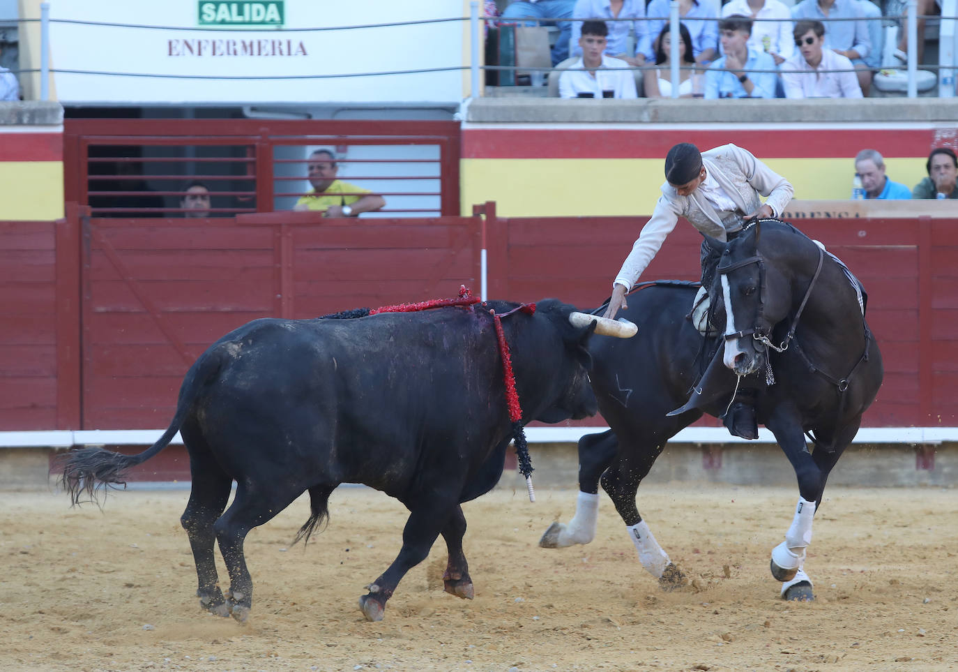 Fotos: Corrida de rejones de San Antolín