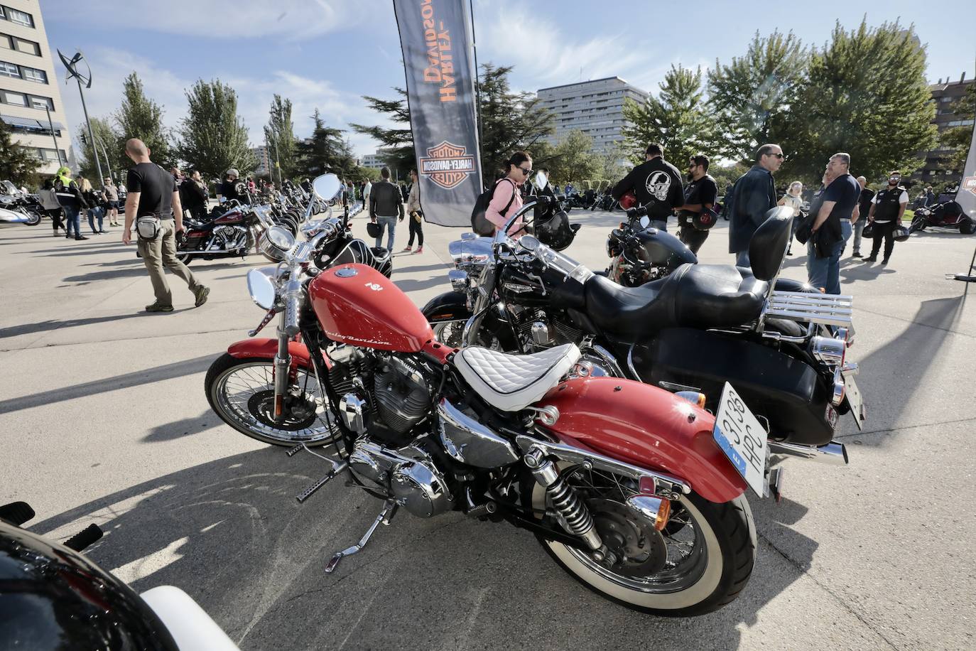 Fotos: Las Harley Davidson rugen en Valladolid con motivo de las fiestas