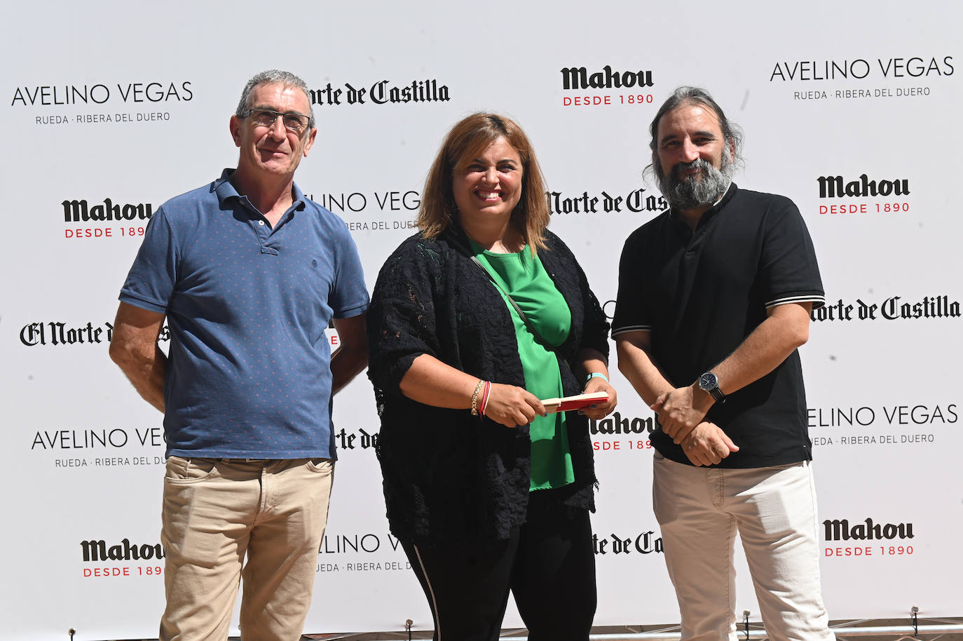 Los corresponsables del periódico Cruz Catalina y Laura Negro; y Antonio G. Encinas, periodista de El Norte de Castilla.