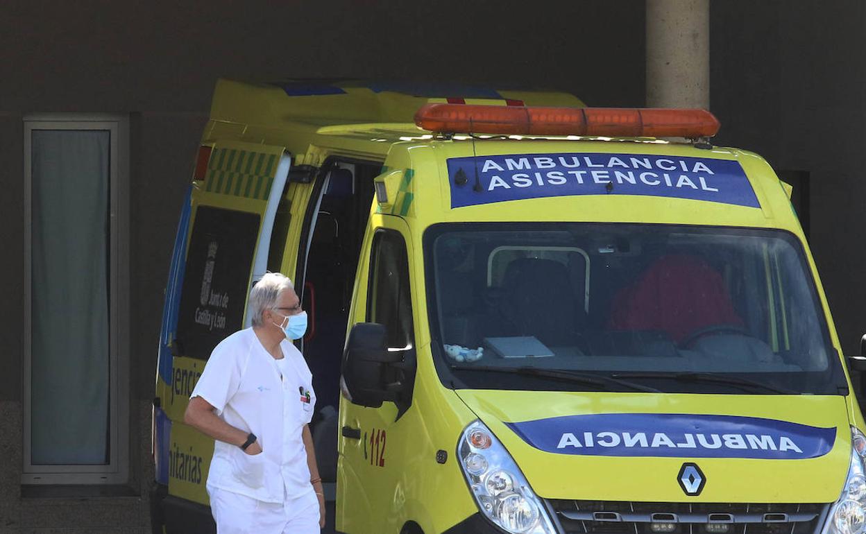 Acceso a Urgencias del Hospital General de Segovia.