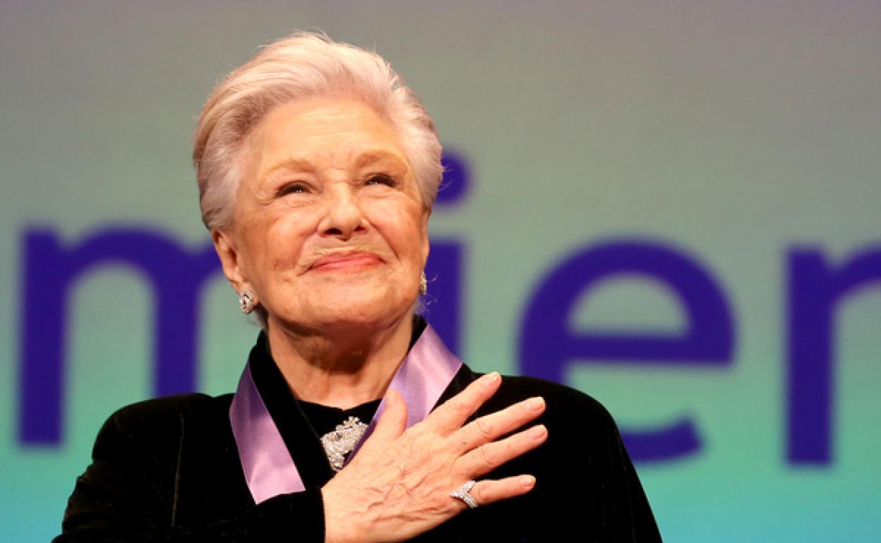 Lola Herrera, cuando recibió la Medalla de Oro de la Valladolid. 