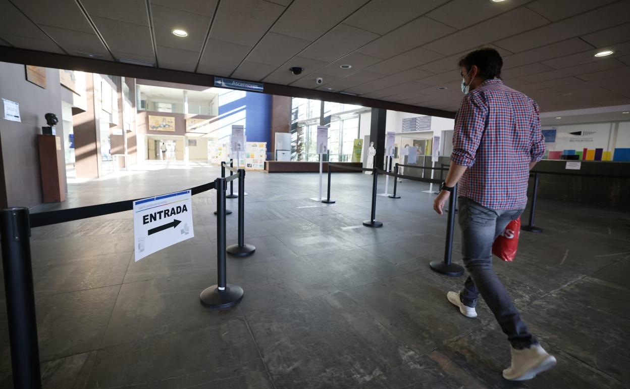 Acceso ya libre de circuitos en el Hospital Río Hortega de Valladolid. 