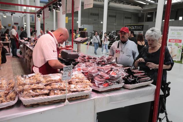 Fotos: Las miradas se centran en cada exposición de la Feria de Muestras