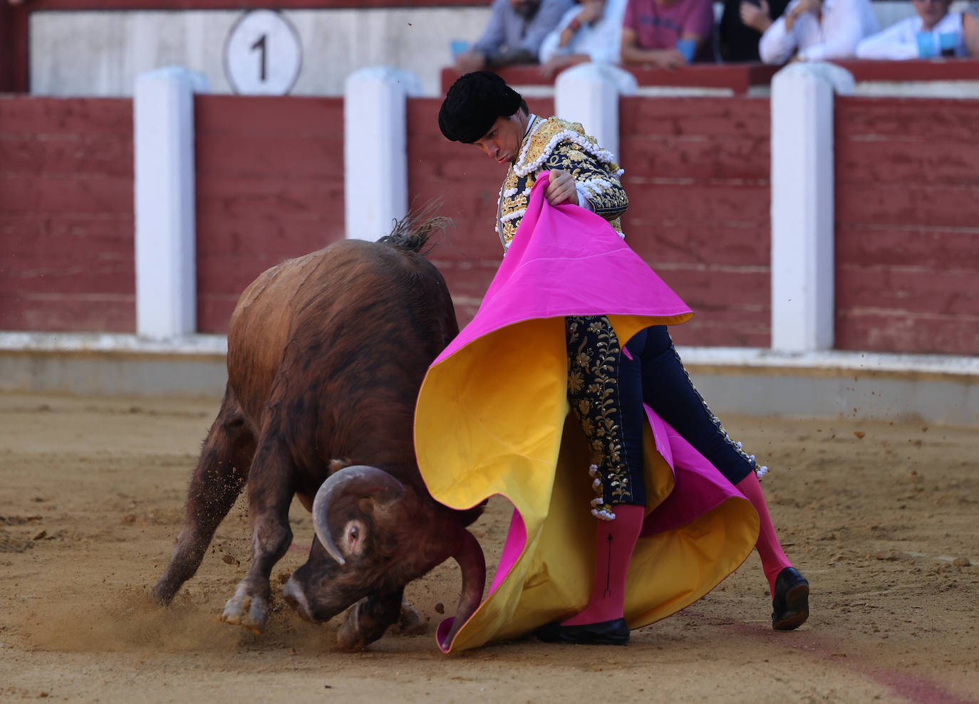 Fotos: Morante de la Puebla, El Juli y Tomás Rufo en la Plaza de Toros de Valladolid