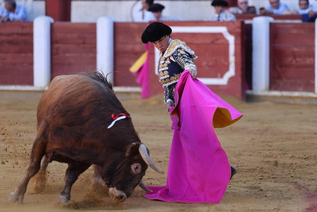 Fotos: Morante de la Puebla, El Juli y Tomás Rufo en la Plaza de Toros de Valladolid