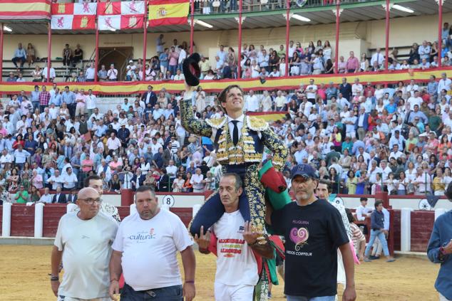 Fotos: Morante de la Puebla, El Juli y Tomás Rufo en la Plaza de Toros de Valladolid