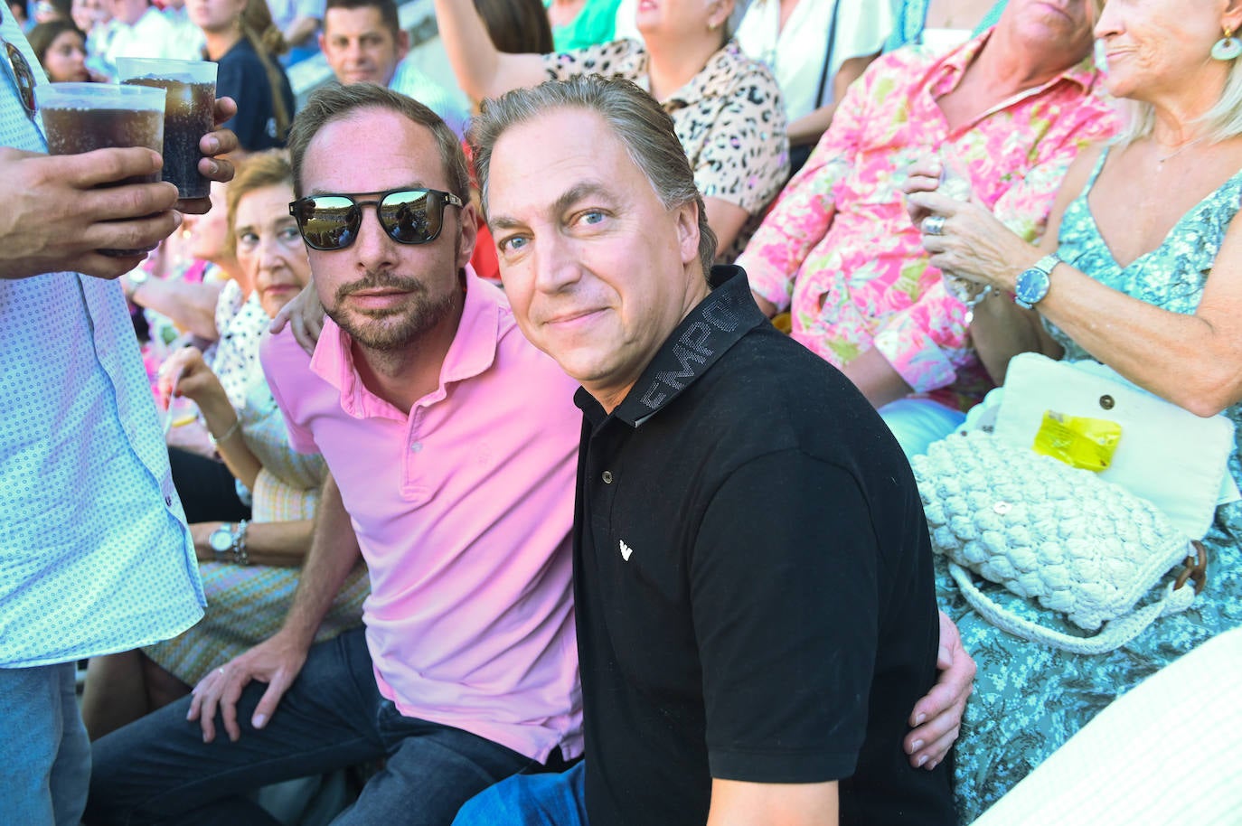 Fotos: Asistentes a la tercera corrida de la Feria y Fiestas de la Virgen de San Lorenzo, en Valladolid