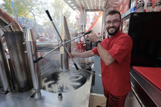 Fotos: Carruseles en el Real de la Feria en las Fiestas de Valladolid 2022 (2/2)