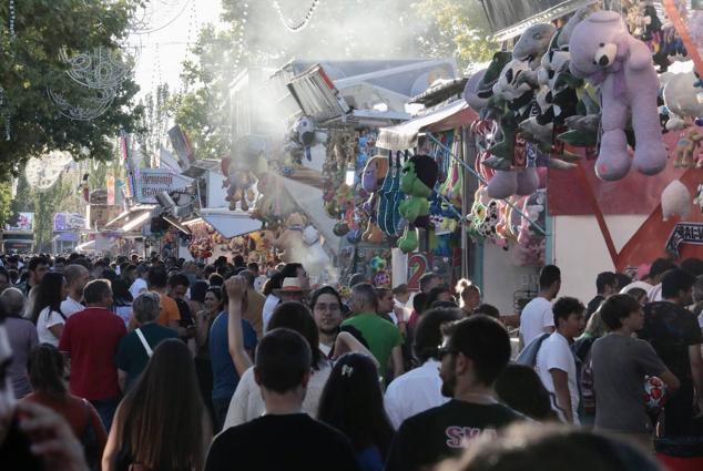 Fotos: Carruseles en el Real de la Feria en las Fiestas de Valladolid 2022 (2/2)