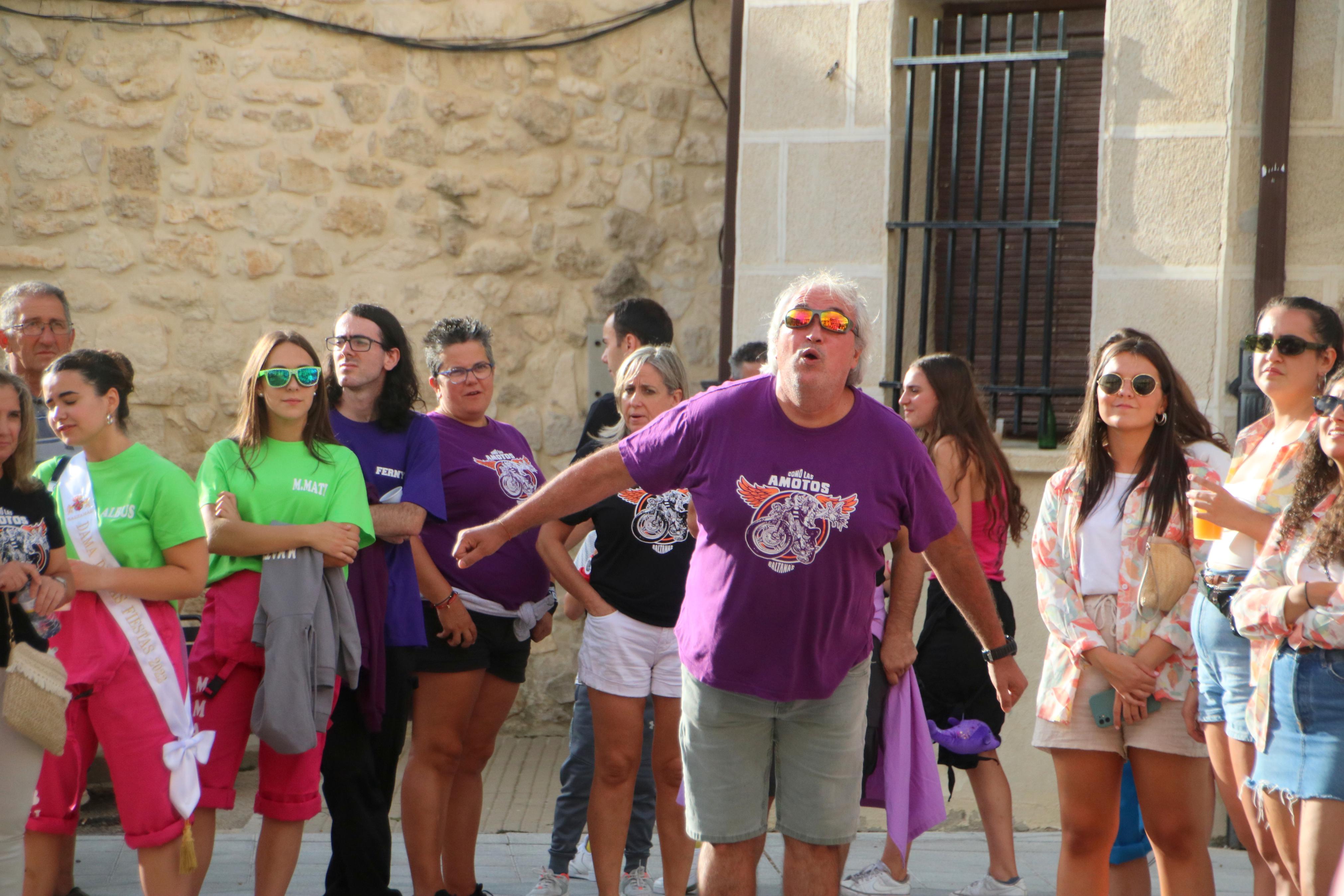 Las peñas protagonizan unas fiestas multitudinarias