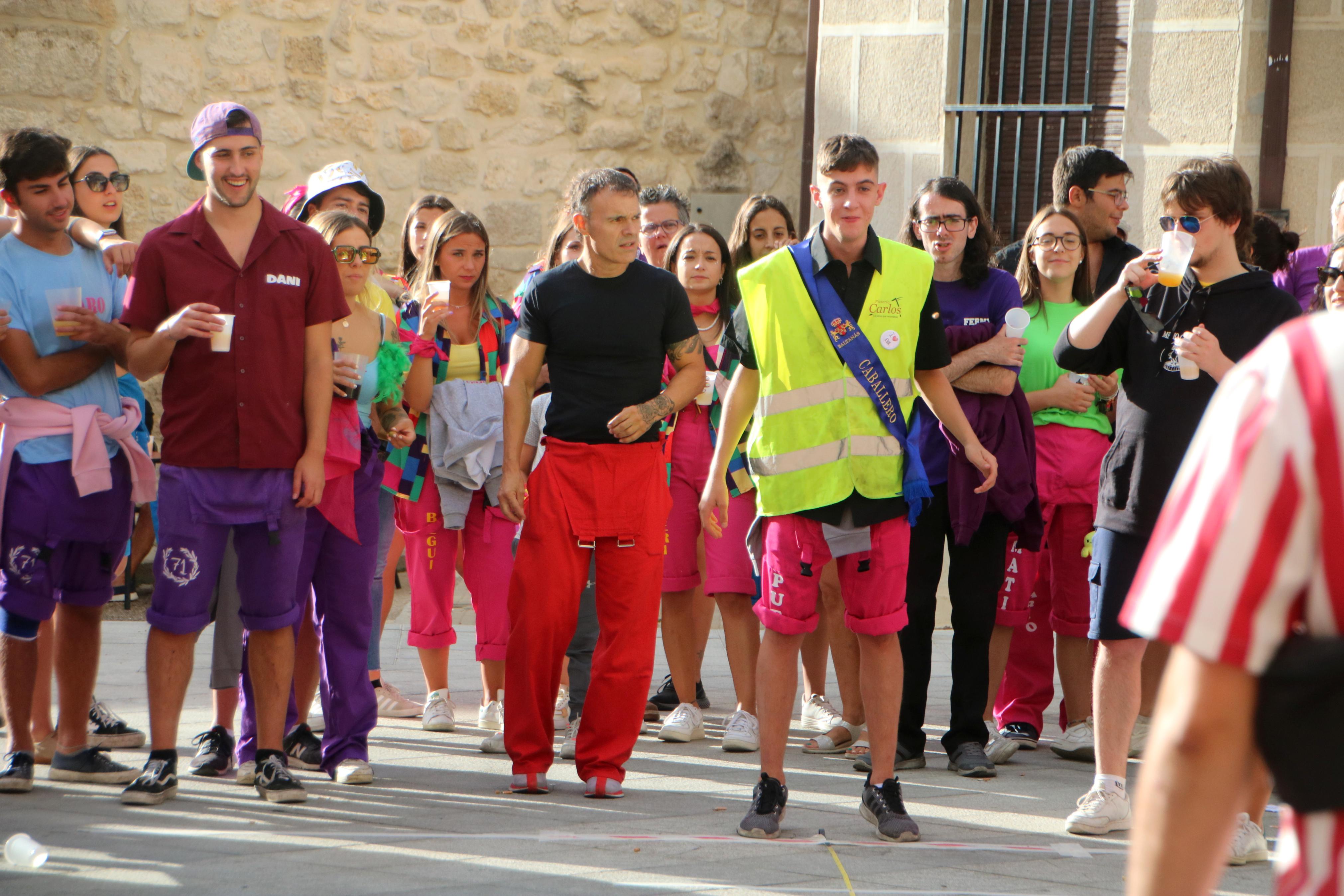 Las peñas protagonizan unas fiestas multitudinarias