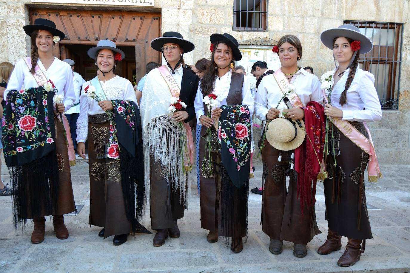 Fotos: Animadas fiestas de la Santa Cruz en Astudillo