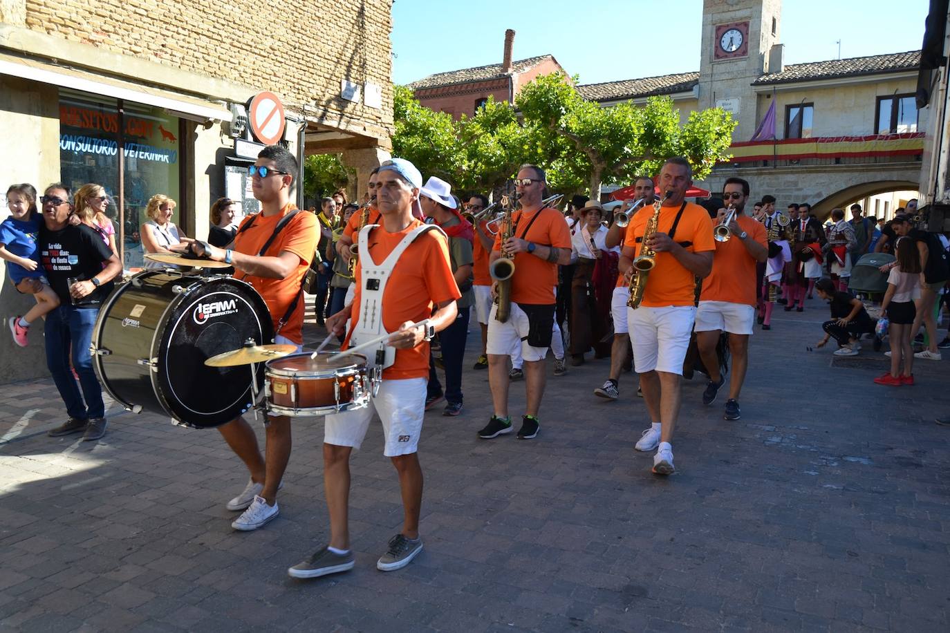 Fotos: Animadas fiestas de la Santa Cruz en Astudillo