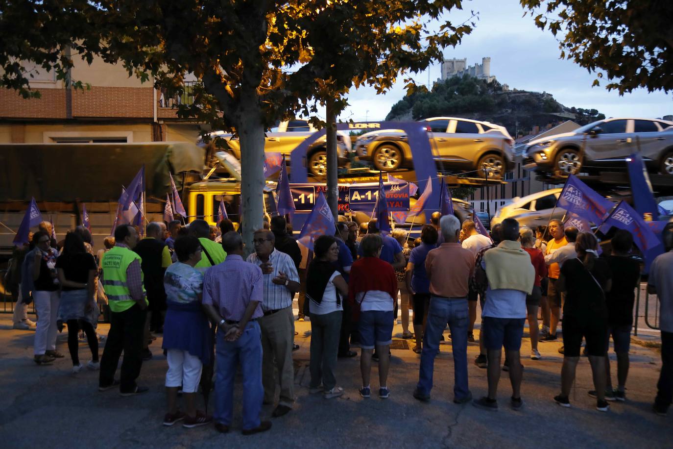 Concentración convocada por A11 Pasos este lunes en Peñafiel.