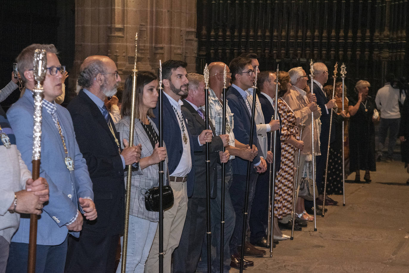 Subida de la patrona de la ciudad a la Catedral de Segovia.