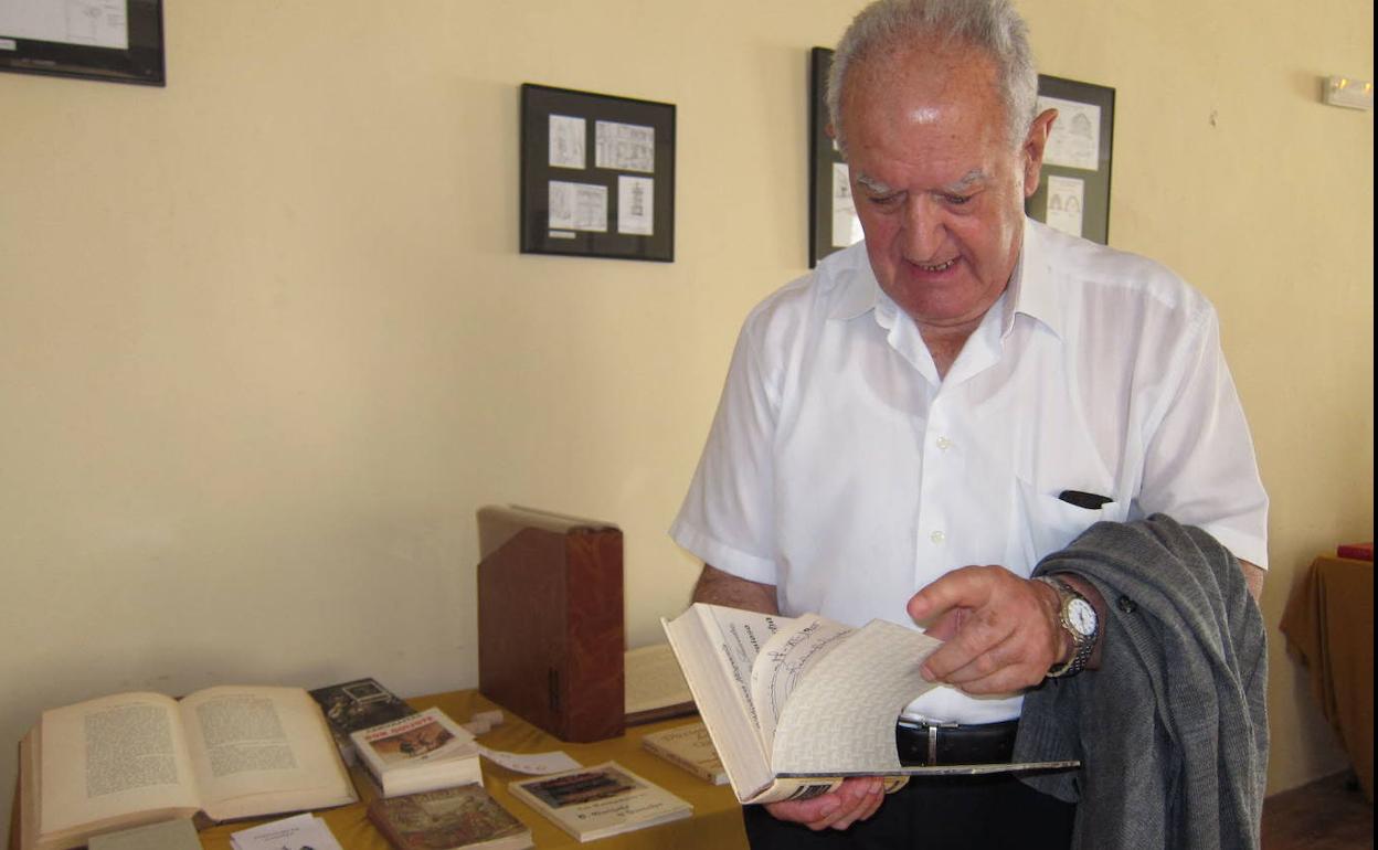 Jerónimo Martín en la exposición de ejemplares de 'El Quijote' que acogió Montealegre de Campos en 2016. 