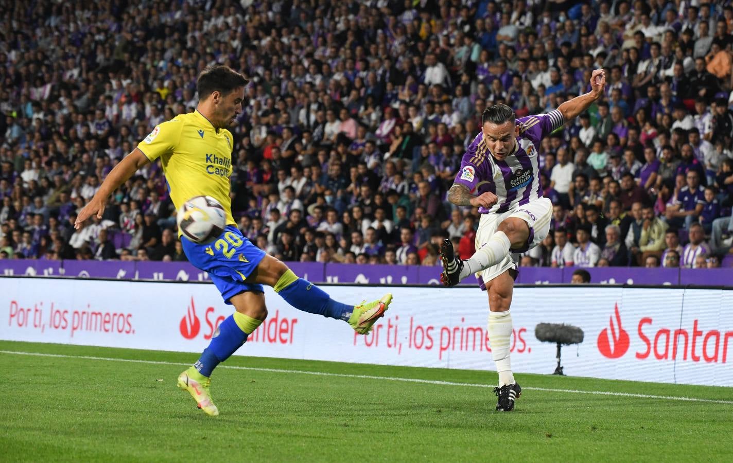 Fotos: Derrota del Real Valladolid ante el Cádiz (1/3)