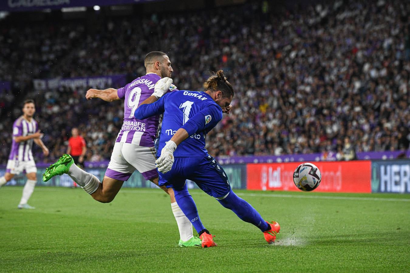 Fotos: Derrota del Real Valladolid ante el Cádiz (1/3)