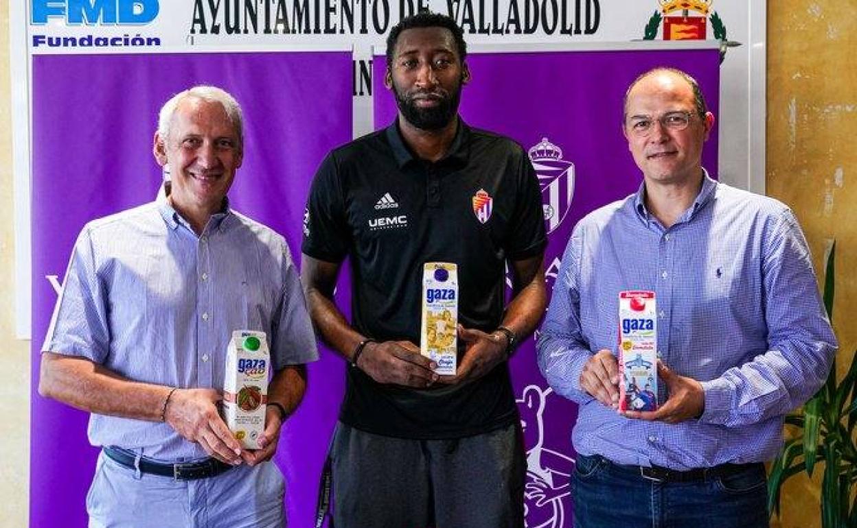 Ignacio Barreda, Herve Kabasele y Alejandro García Pellitero. 