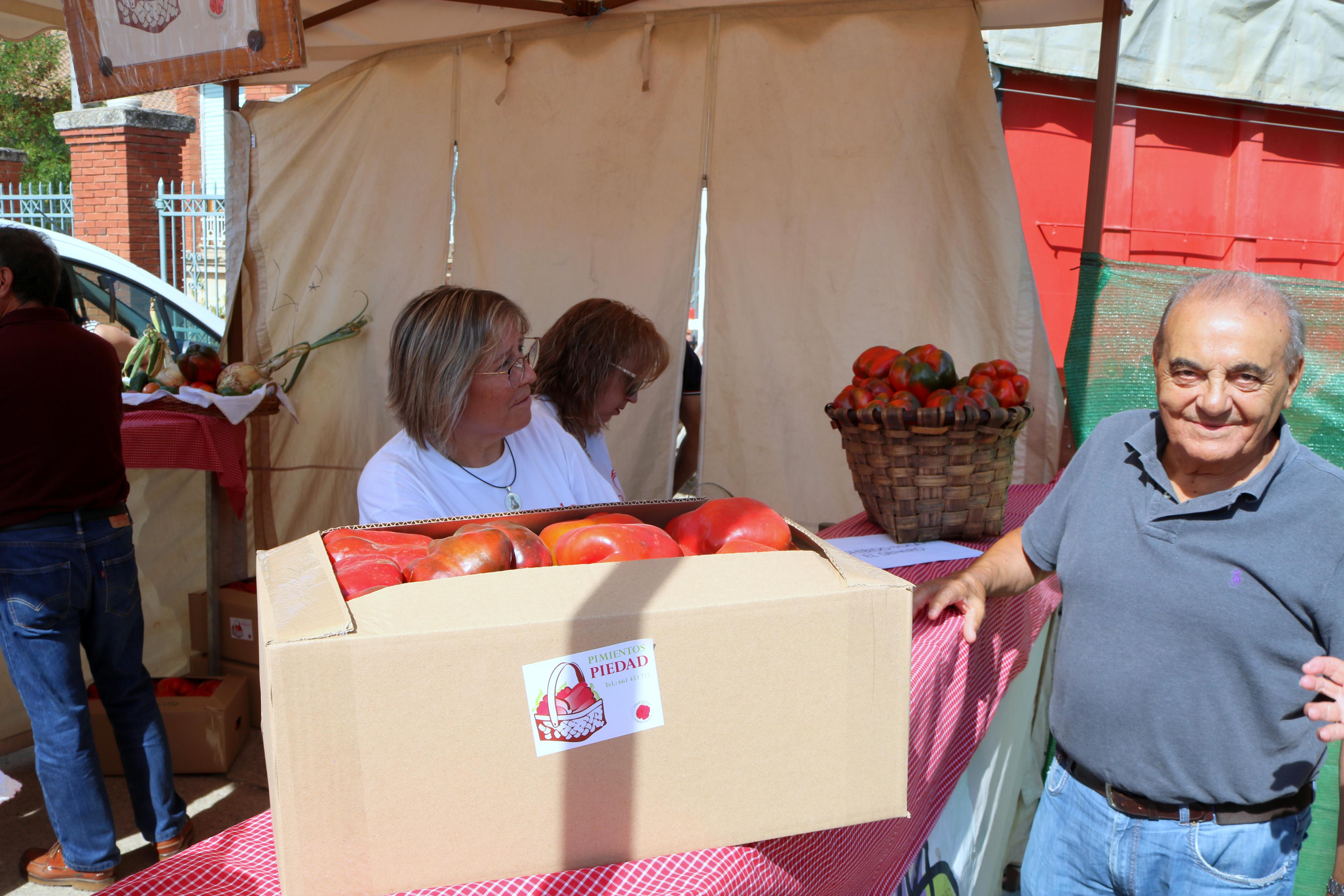 La Feria del Pimiento congregó a numeroso público durante toda la jornada
