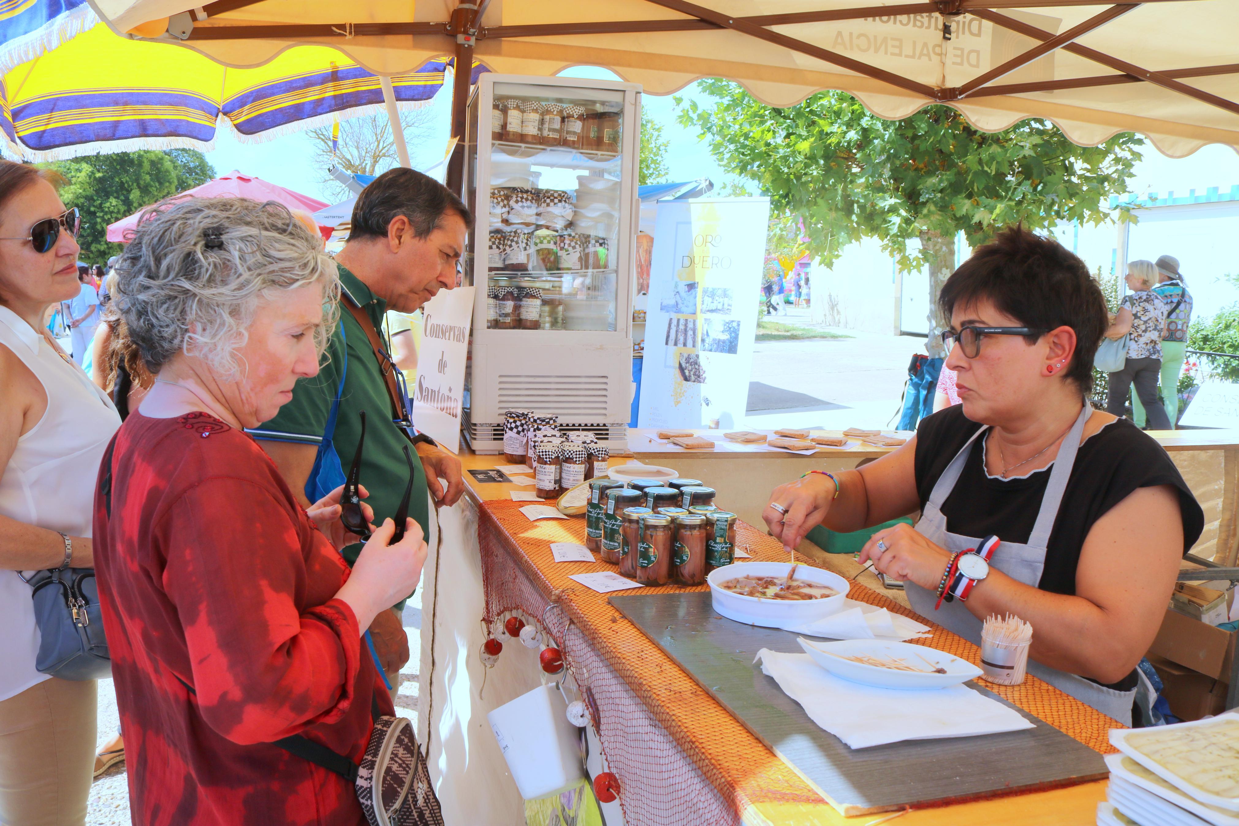 La Feria del Pimiento congregó a numeroso público durante toda la jornada