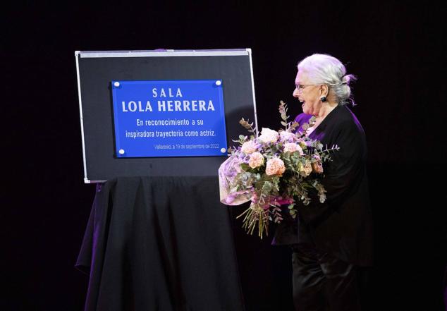 Fotos: Lola Herrera inaugura la sala cultural que lleva su nombre en el colegio Teresianas