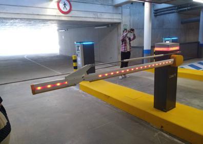 Imagen secundaria 1 - Los cargadores para patinetes eléctricos, la barrera automática y los buzones electrónicos.